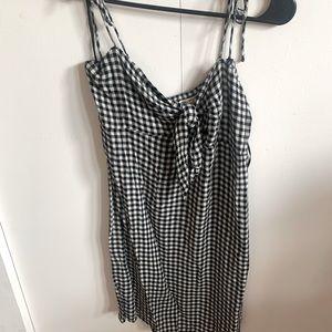 Black & White Billabong Tie Dress